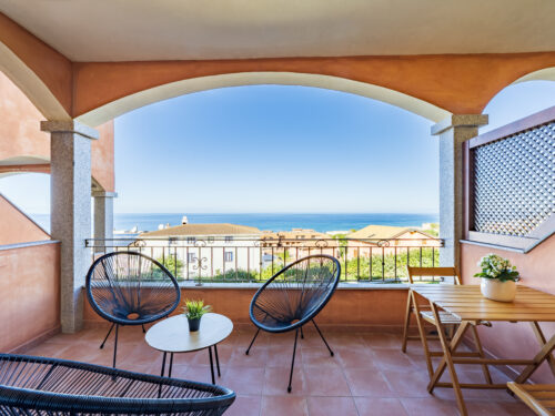 Apartamento en Lu Bagnu. Lentisco, gran terraza con vistas al Mar